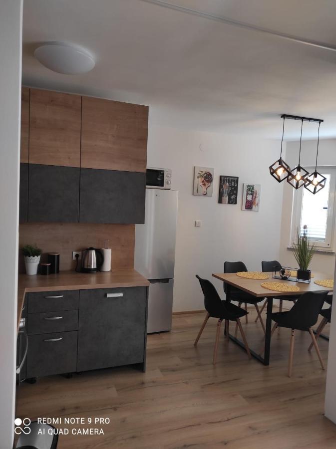 Apartman Branimir Новаля Екстер'єр фото